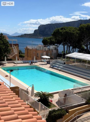 Athena Apartments Mondello Beach